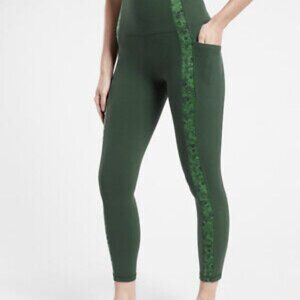 Athleta  Salutation stash pocket ii 7/8 tight Serene - XL